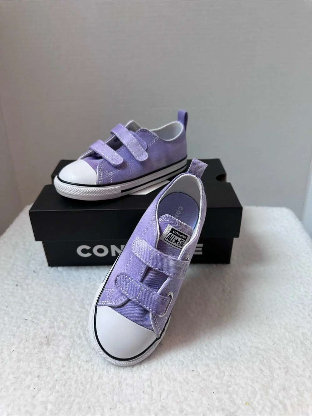 Girl’s Purple Converse Sneakers